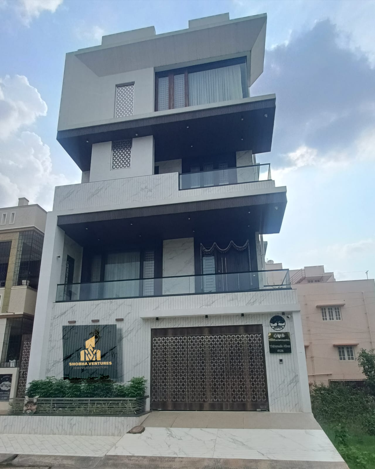 Bangalore Residence with Lift