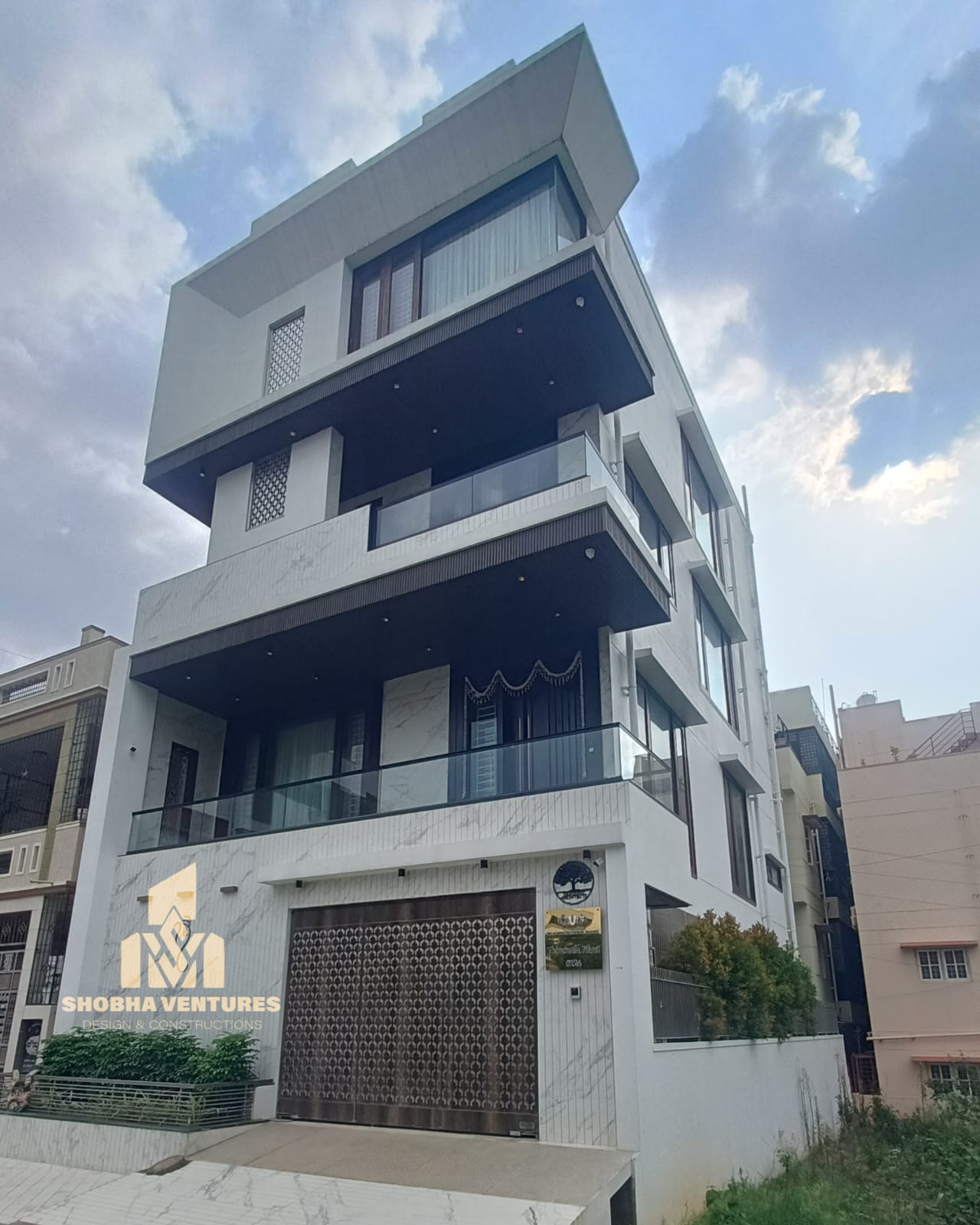 Bangalore Residence with Lift
